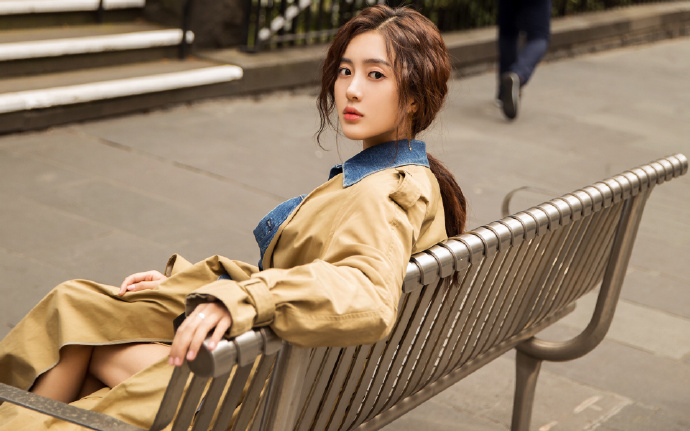 一抹青色入夏来 “青·韵”特展亮相成都金沙